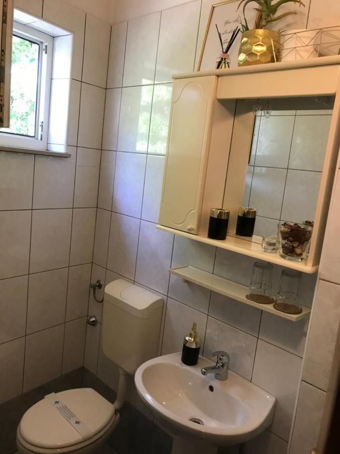 Sanmari Hotel Нови Винодолски Екстериор снимка