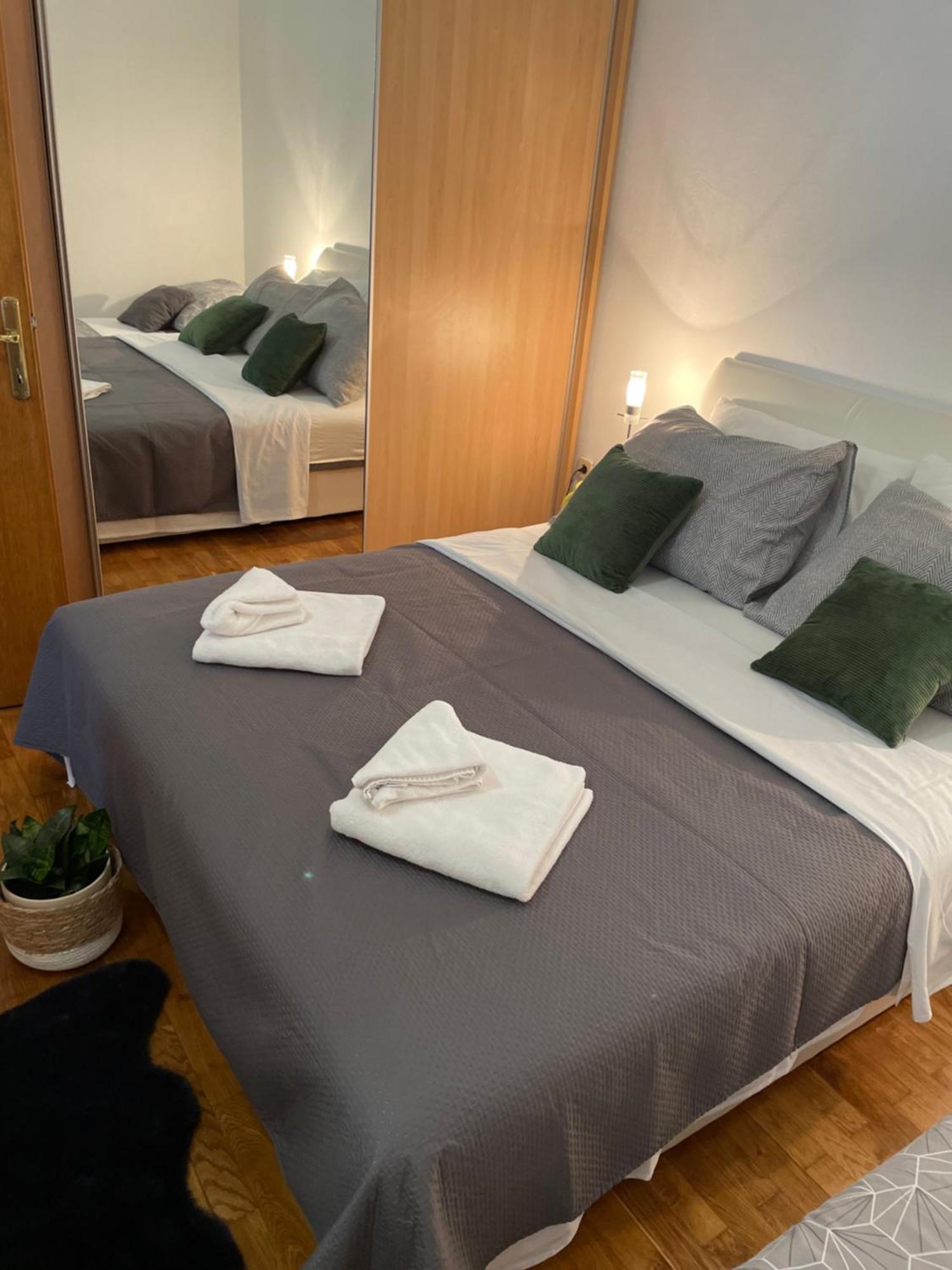 Sanmari Hotel Нови Винодолски Екстериор снимка