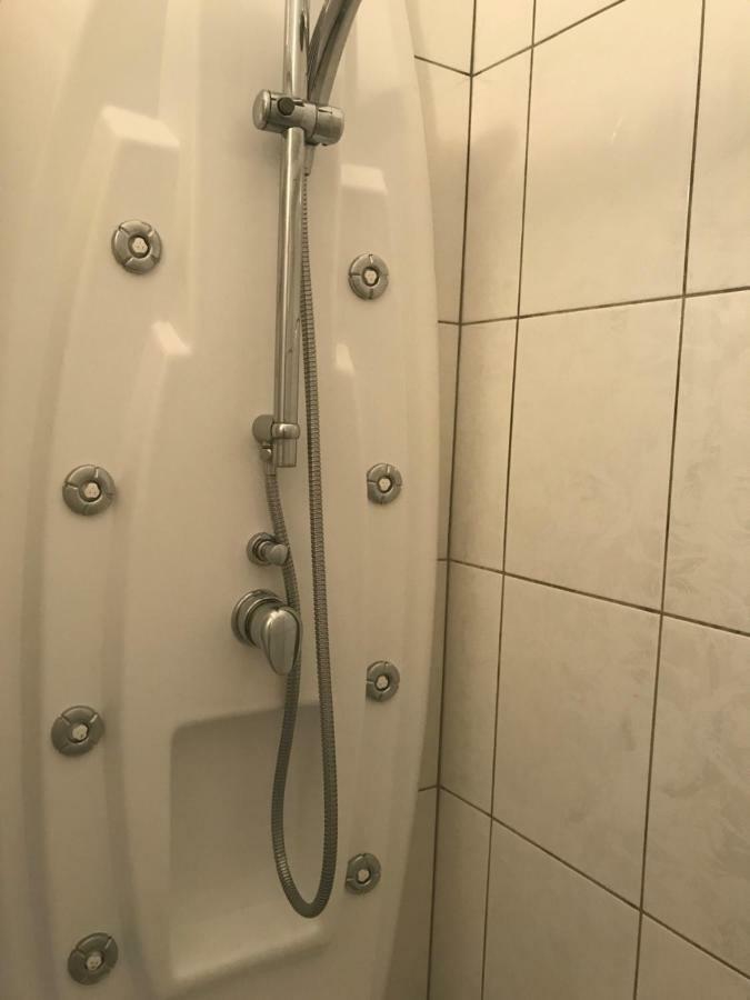 Sanmari Hotel Нови Винодолски Екстериор снимка