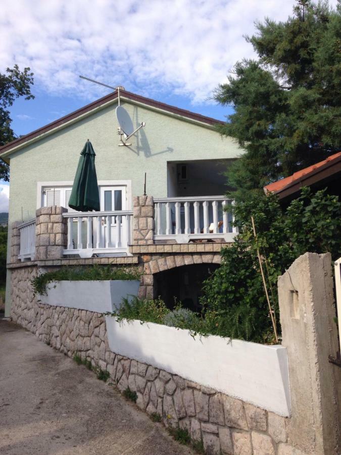 Sanmari Hotel Нови Винодолски Екстериор снимка