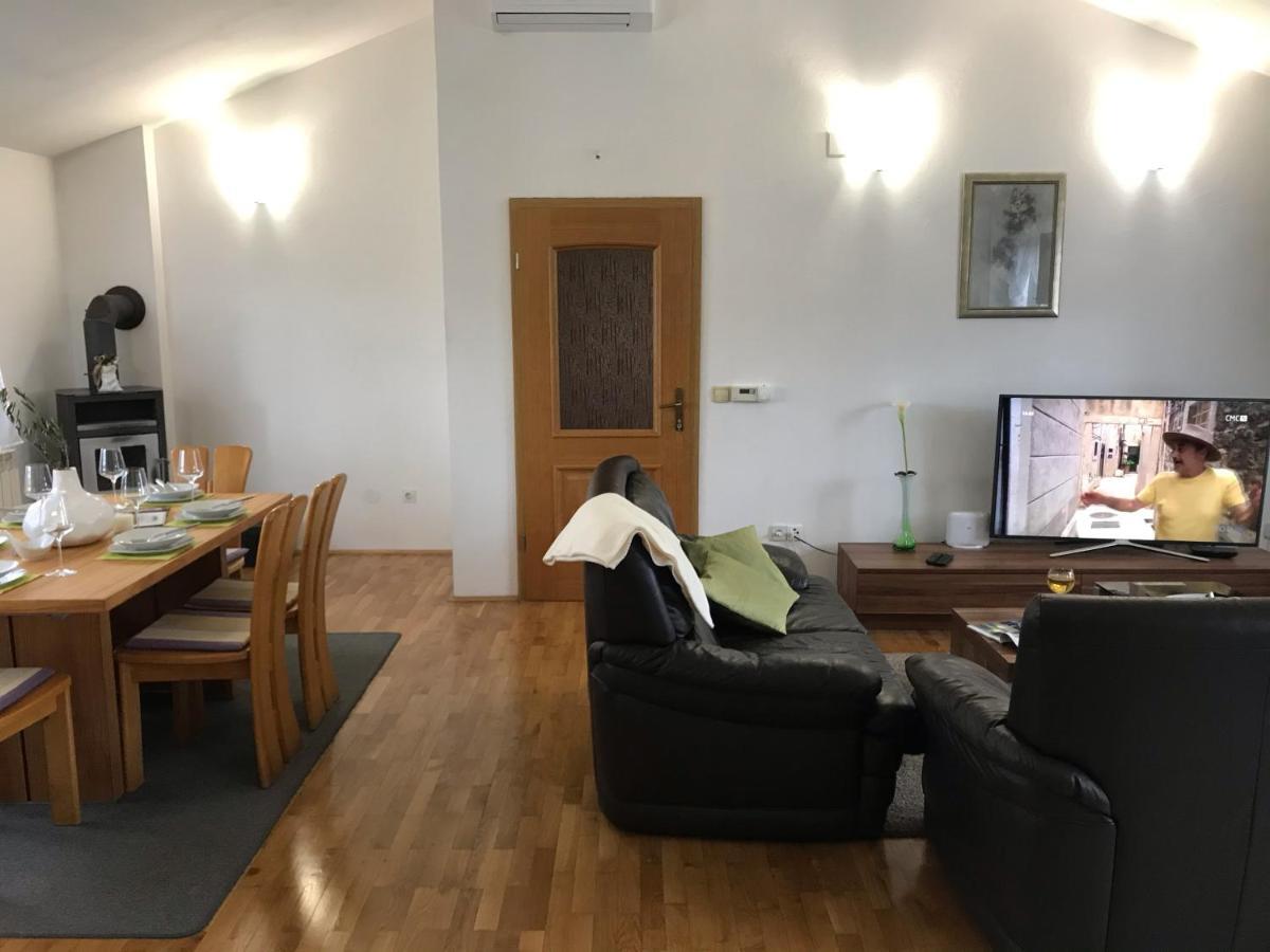 Sanmari Hotel Нови Винодолски Екстериор снимка